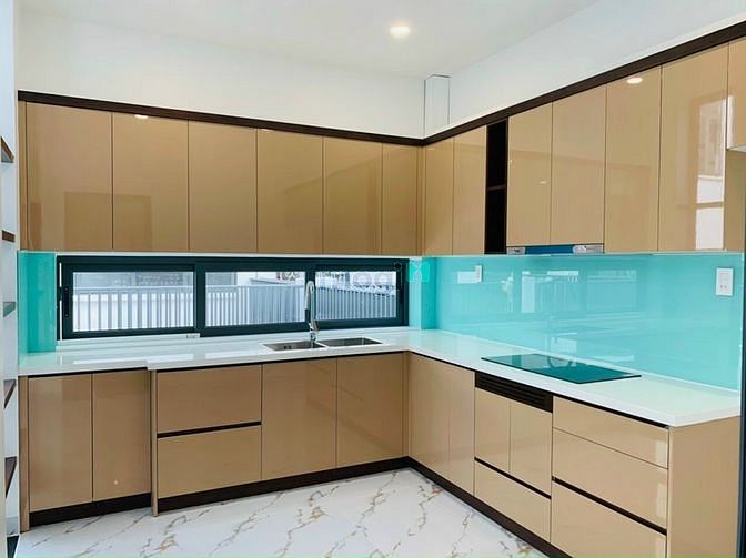 Hình ảnh Cho Thuê Nhà Nguyên Căn 1T2L 5PN Lò Lu Q9