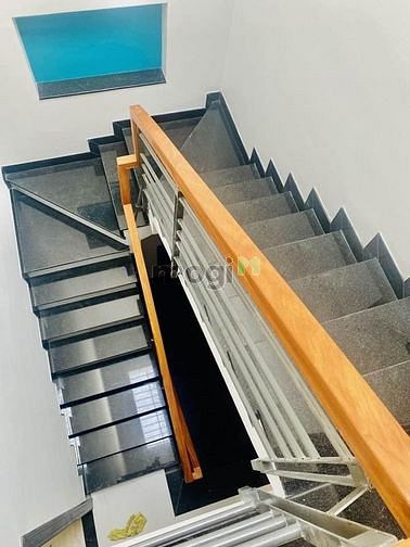 Hình ảnh Vỡ Nợ cần bán Đường 3/2 Q10 3ty216 DT 70m2 SHR