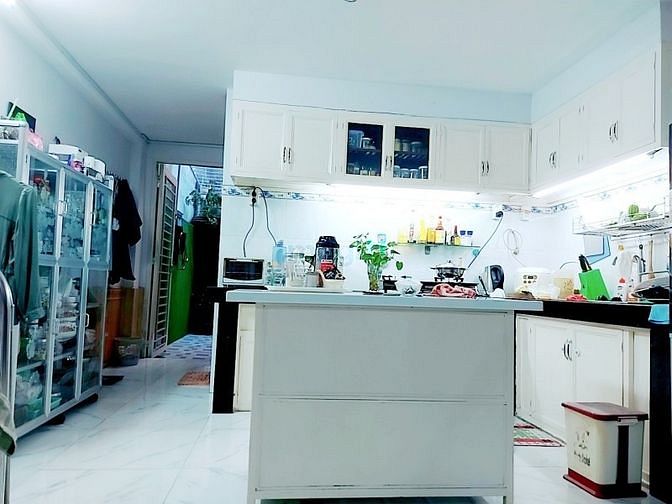 Hình ảnh Bán nhà Lê Lư Tân Phú 78m2x2T nhỉnh 4 tỷ.