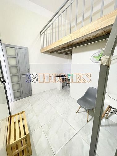 Hình ảnh Phòng gác cao 1m8- Hoàng Bật Đạt Tân Bình
