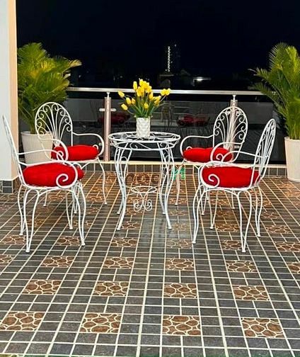 Hình ảnh Nợ giang hồ bán gấp PVC 2ty130 3PN DT40m2 Shr