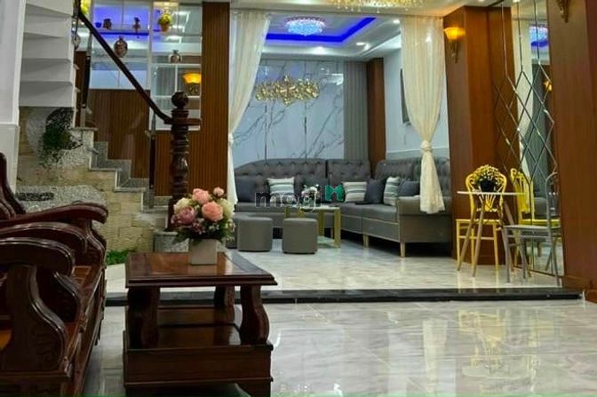 Hình ảnh Nợ giang hồ bán gấp PVC 2ty130 3PN DT40m2 Shr