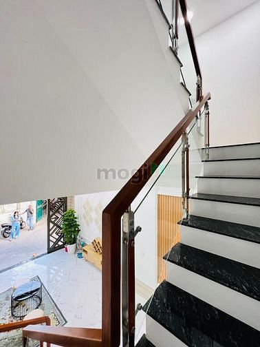 Hình ảnh BÁN NHÀ VỀ QUÊ Bán Phan Văn Trị Q5 1tỷ3 52m2 SHR
