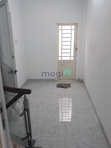 Hình ảnh ĐẦU TƯ THUA LỖ Bán Đoàn Văn Bơ Q4 1tỷ4 53m2 SHR