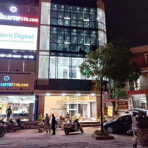 Hình ảnh Cho thuê nhà mặt phố Quang Trung