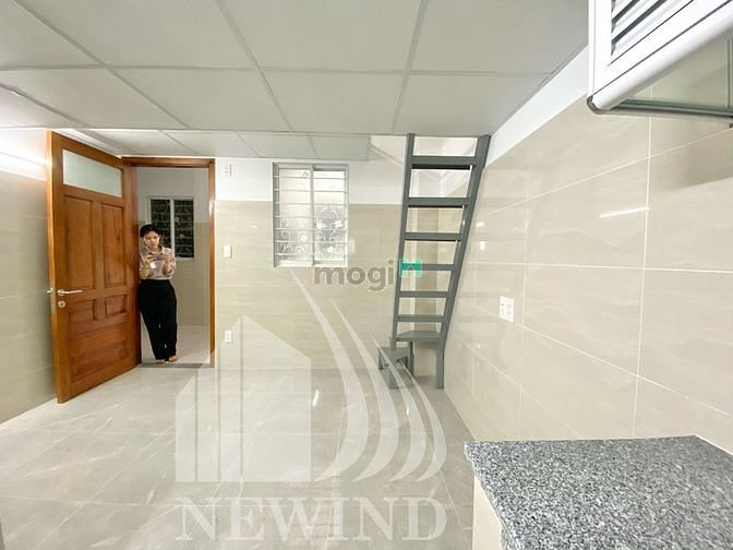 Hình ảnh CHDV_45m2_như hình 100%_ Lý Phục Man_ gần KCX, Q4, Q1,...