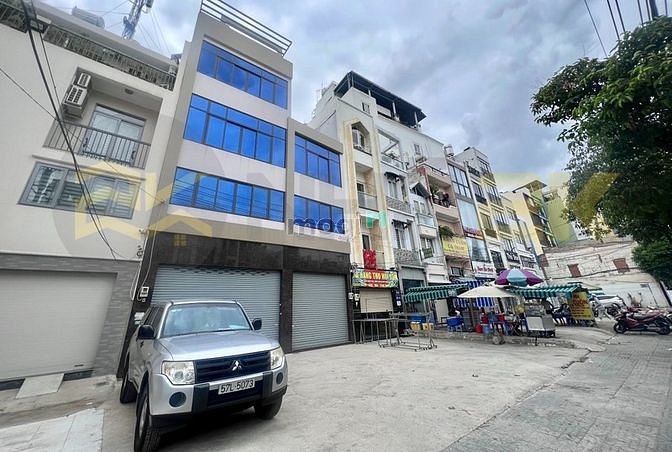 Hình ảnh Siêu hiếm, MT 909-911 Cách Mạng Tháng 8, Phường 8, Tân Bình-dt 8.5x17m