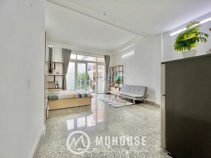 Hình ảnh Studio balcon Full nội thất máy giặt riêng tại Etown