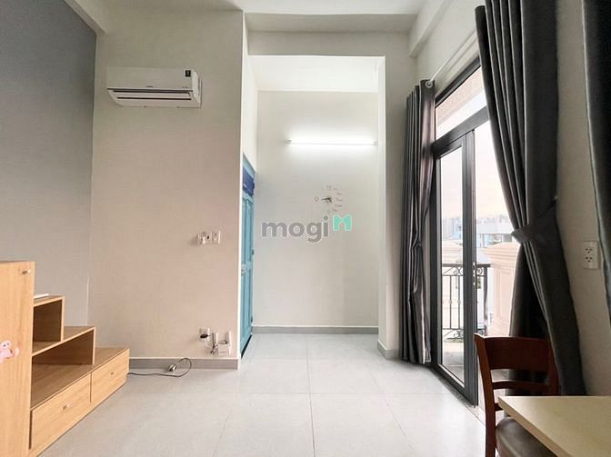 Hình ảnh View ban công nằm ngay Thoại Ngọc Hầu