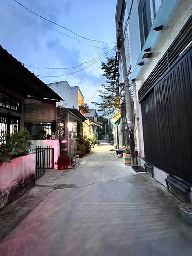 Hình ảnh Bán lô đất hẻm xe hơi Vườn Lài , Q.12 , 4*16m , 3.3 tỷ , có sổ