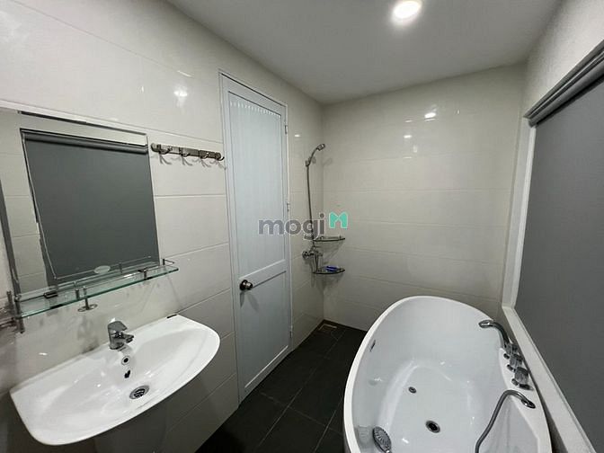 Hình ảnh 🎉 Penthouse View Xịn Rộng 70m2_Full Nội Thất_Thang Máy_Hầm Xe