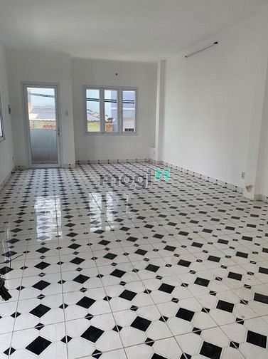 Hình ảnh Nhà nguyên căn full nội thất 1 lầu 2 WC 2 PN quận 3