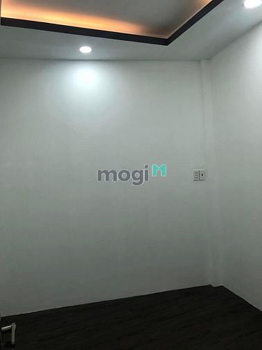 Hình ảnh Trung tâm Q10 giáp Q1,Q3 đường CMT8