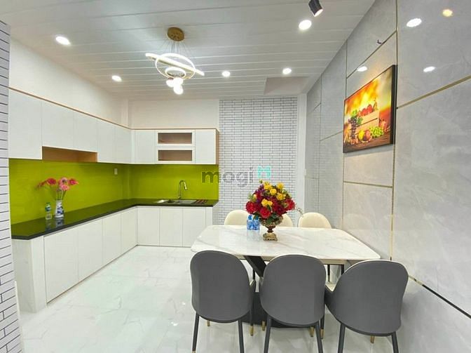 Hình ảnh Nhà gần UBND Quận Tân Bình,P.14, Tân Bình 75m², 6PN, chỉ 8.6 Tỷ
