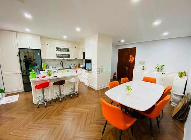 Hình ảnh Chính chủ gửi bán căn CENTRAL PLAZA 106m 3Pn