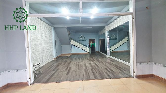 Hình ảnh Cho thuê nhà hẻm xe hơi phường Quang Vinh,