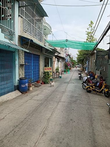 Hình ảnh Bán nhà Nguyễn Thị Tú 1T2L 88m2 4PN hẻm 4m thông SHR Full nội thất