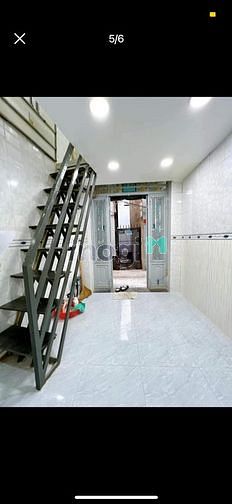 Hình ảnh Bán nhà trung tâm Q4 Đoàn Văn Bơ