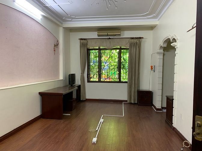 Hình ảnh Cho thuê nhà phố Đồng Me - Mễ Trì. DT 60m, 4 tầng. giá 20 triệu