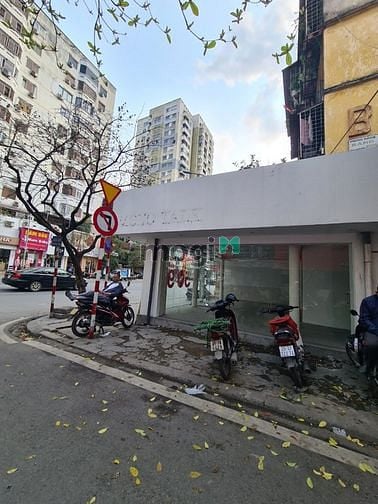 Hình ảnh Cho thuê nhà mặt phố , 200m2 , lô góc 30m , chỉ 120tr
