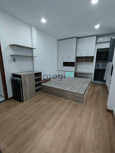 Hình ảnh ✨Trống sẵn 1 phòng ban công quận 10✨