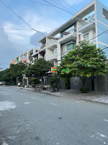 Hình ảnh Bán Đất Nền Giá Rẻ DT 85m2 Xây Dựng Tự Do, Sổ Sách Đầy Đủ .
