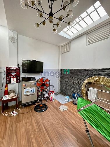 Hình ảnh Cho Thuê Nhà Phố Căn Góc Phù Hợp Văn Phòng