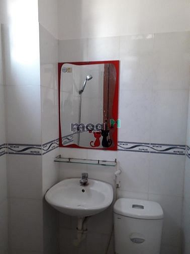 Hình ảnh NHÀ gần chợ Tân Bình L.L.Quân 42m2 2tỷ470