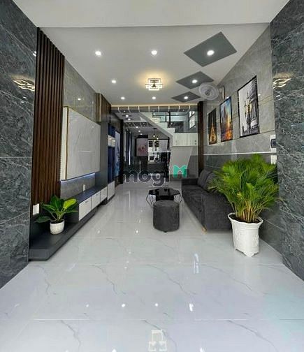 Hình ảnh BÁN GẤP Nhà MT Võ VTẦN, Q3, 75M2 3Ty2