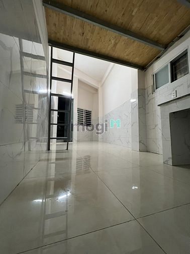 Hình ảnh Cho thuê phòng mới 30m có ban công + gác cao 1m6