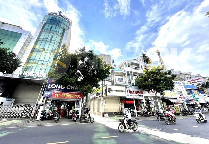 Hình ảnh Góc 2MT 93 Thành Thái, Phường 14, Quận 10 -4 tầng