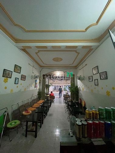 Hình ảnh Gấp bán, chỉ 6.x tỷ, MTKD sát Lê Văn Qưới, 2 tầng mới 70m2.