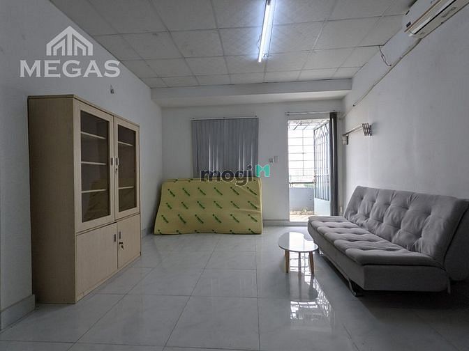 Hình ảnh CHDV ban công, gần ngã tư bảy hiền