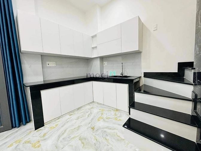Hình ảnh Bán nhà mới ở ngay phường 12, Bình Thạnh