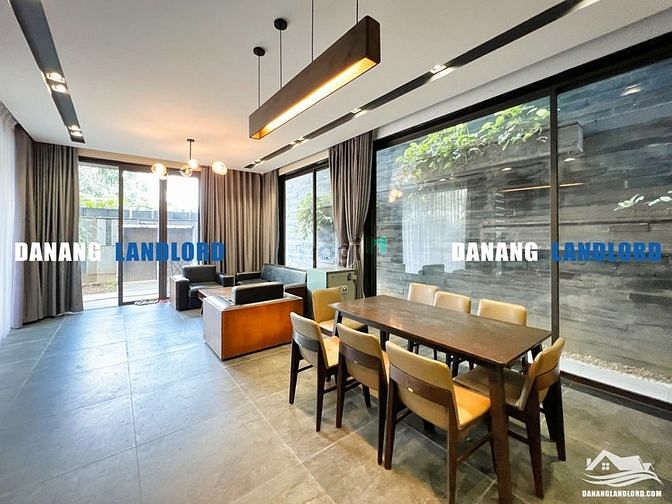 Hình ảnh Biệt thự 3PN sân vườn gần biển Mỹ Khê - B559