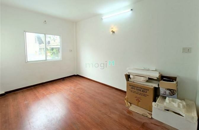 Hình ảnh BÁN GẤP NHÀ, Q5, dt 40m2, giá 2.1TỶ, SHR