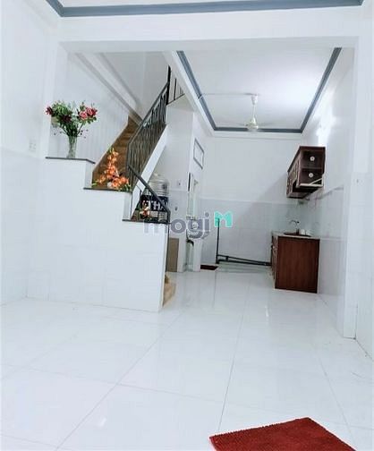 Hình ảnh BÁN GẤP NHÀ, Q5, dt 40m2, giá 2.1TỶ, SHR