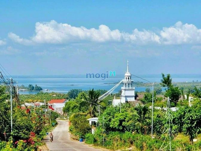 Hình ảnh Đất Vườn 1100m2 có 100m2 thổ cư giá rẻ Định Quán, Đồng Nai.