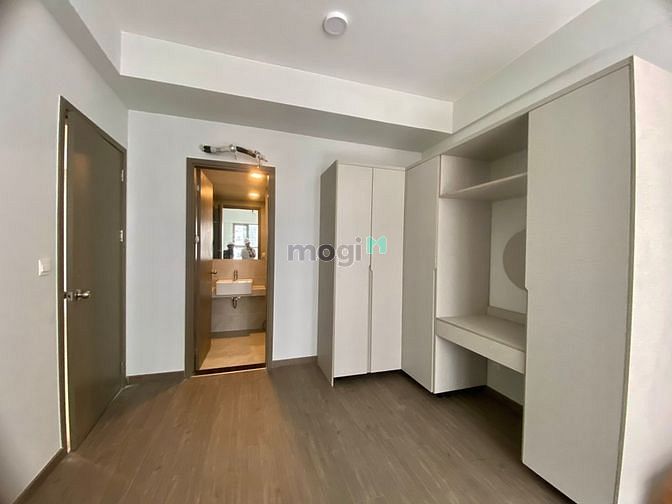 Hình ảnh Bánnhà sát bên chợ thủ đức, ngang 6m,đang cho thuê 12tr/th , giá chỉ
