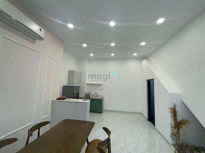 Hình ảnh Bán Nhà Quận 10 - 3 Tháng 2 - Nhà Mới 3PN - Hẻm Xe Hơi Chỉ Nhỉnh 7Tỷ