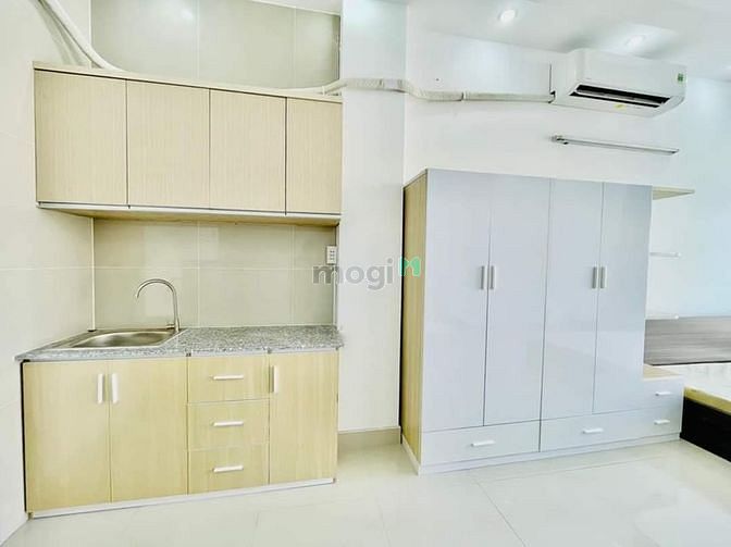 Hình ảnh Studio ban công mặt tiền Nguyễn Duy Dương Q10, full NT