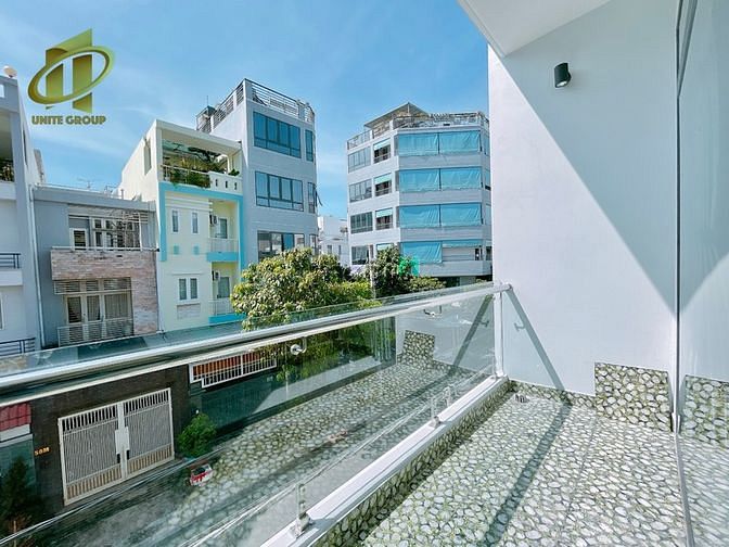 Hình ảnh Studio Full NT- bancon lớn gần Crescent mall, Big C , Quận 7