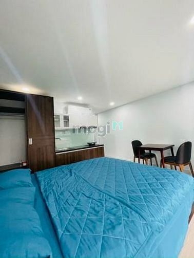 Hình ảnh Studio Full NT- bancon lớn gần Crescent mall, Big C , Quận 7