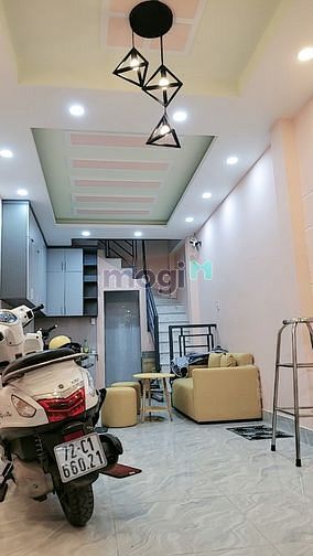 Hình ảnh Nhà Đẹp Trung Tâm Quận 10 TPHCM
