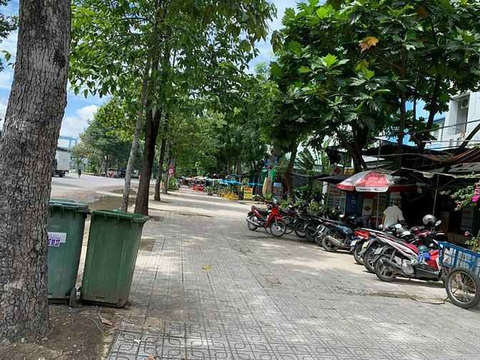 Hình ảnh Bán đất 2MT (35m + 12m) Cổng Cảng Cát Lái giá 50tr/m2. sổ hồng