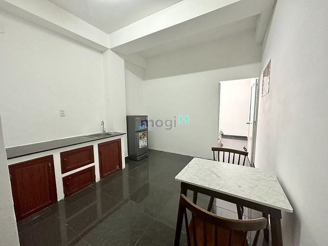 Hình ảnh Mb6623 nạp rút nhanh chóng có Ban công siêu thoáng mát, máy giăt riêng gần Chợ Bà Chiểu