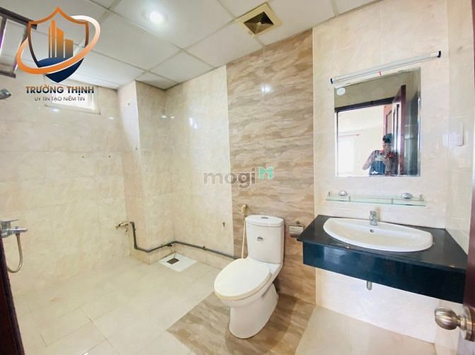 Hình ảnh cho thuê studio thoáng mát ngay trung tâm tân bình