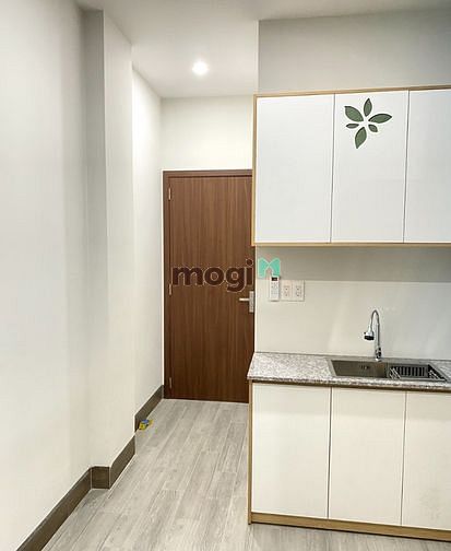 Hình ảnh Phòng ban công 5tr, mới khai trương 71 Võ Văn Hát