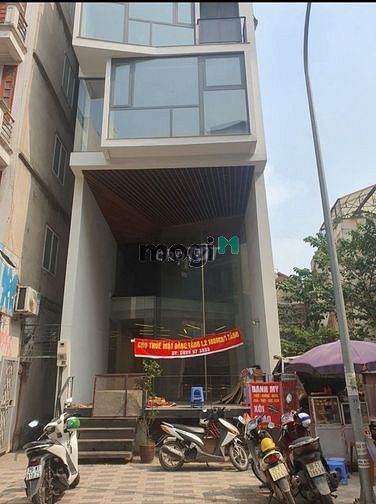 Hình ảnh Cho thuê nhà mặt phố Đội Cấn 60m2 mặt tiền rộng