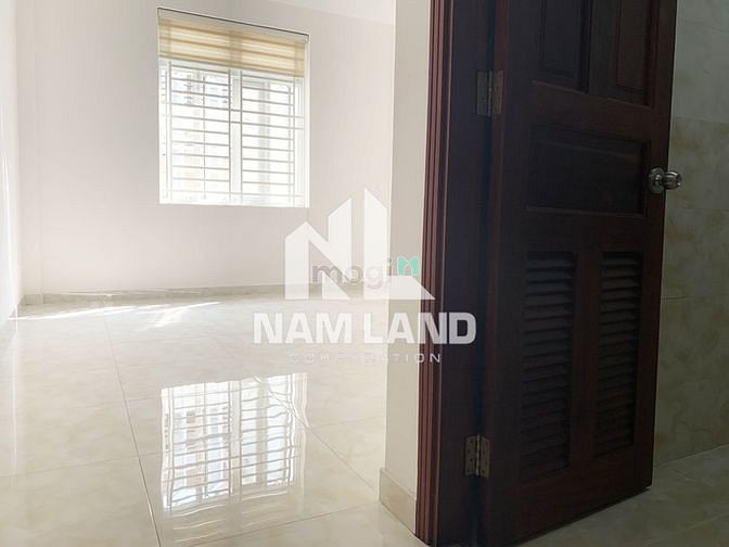 Hình ảnh Cho thuê nhà mặt tiền đường Bùi Tá Hán, Quận 2